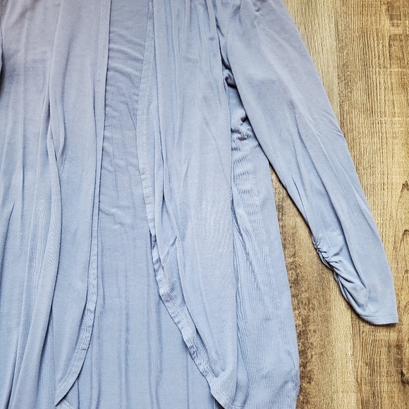 Cardigan - Picture 5 of 8